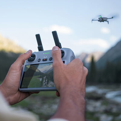Dji Mini 4 Pro Fly More Combo Plus Con RC2 (En Preventa)