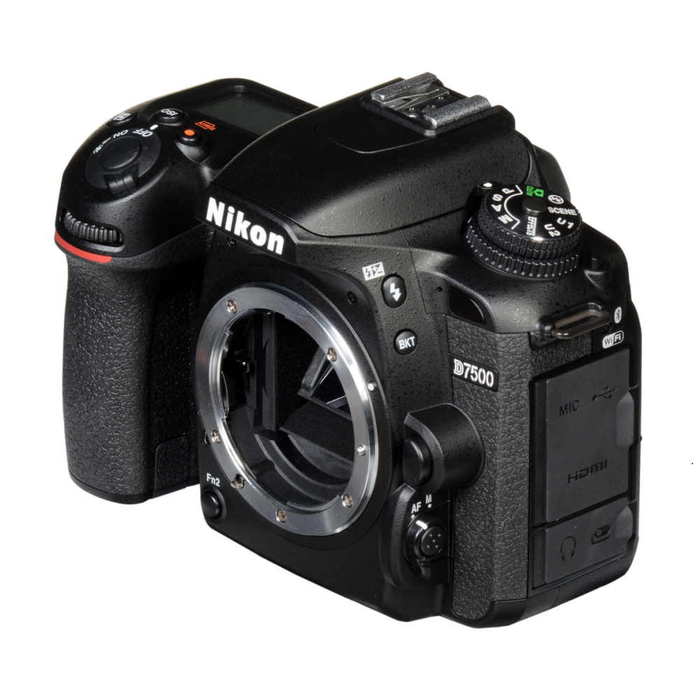 Nikon D7500 (Cuerpo)